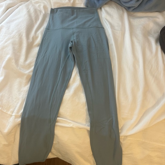 Lululemon Align leggings 25” *Like new - Picture 4 of 5
